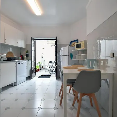 A Casa Na Foz ! West Is The !